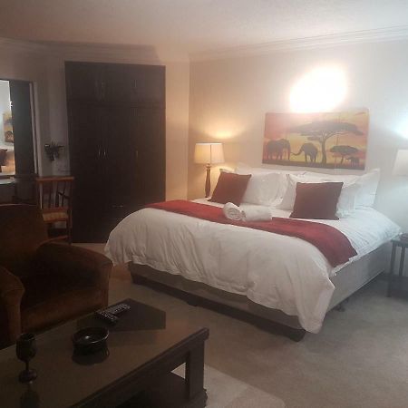 The Baobab Vila Midrand Exterior foto
