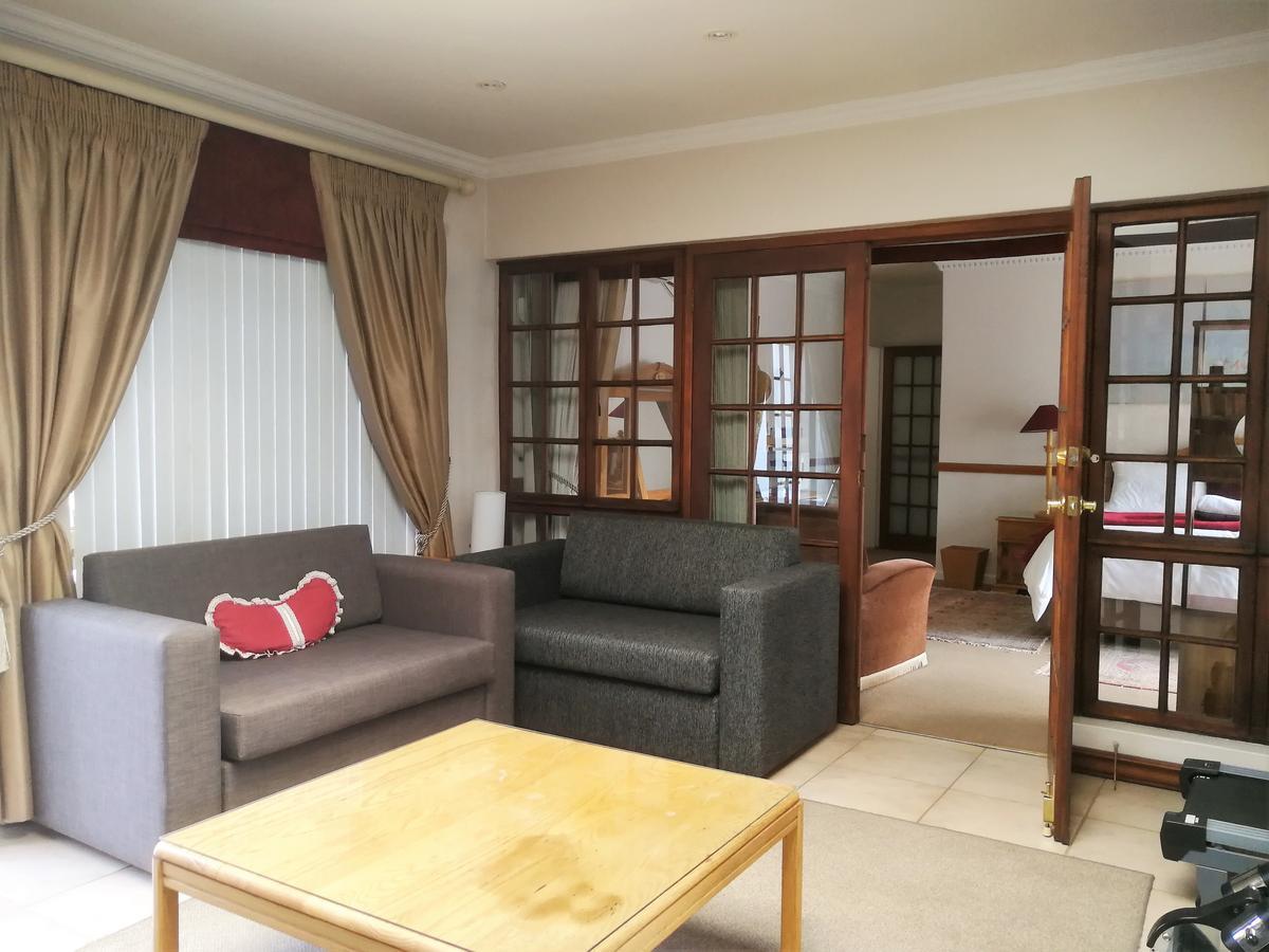 The Baobab Vila Midrand Exterior foto