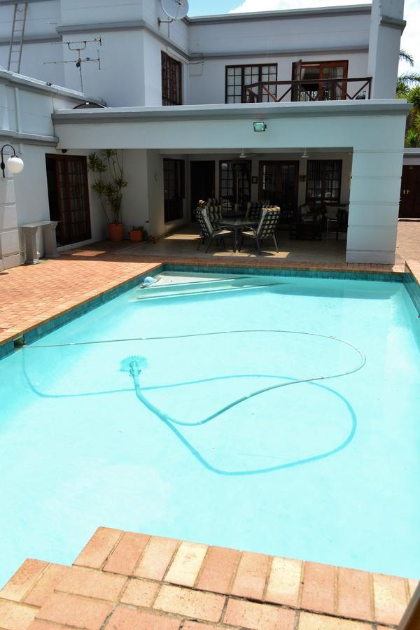 The Baobab Vila Midrand Exterior foto