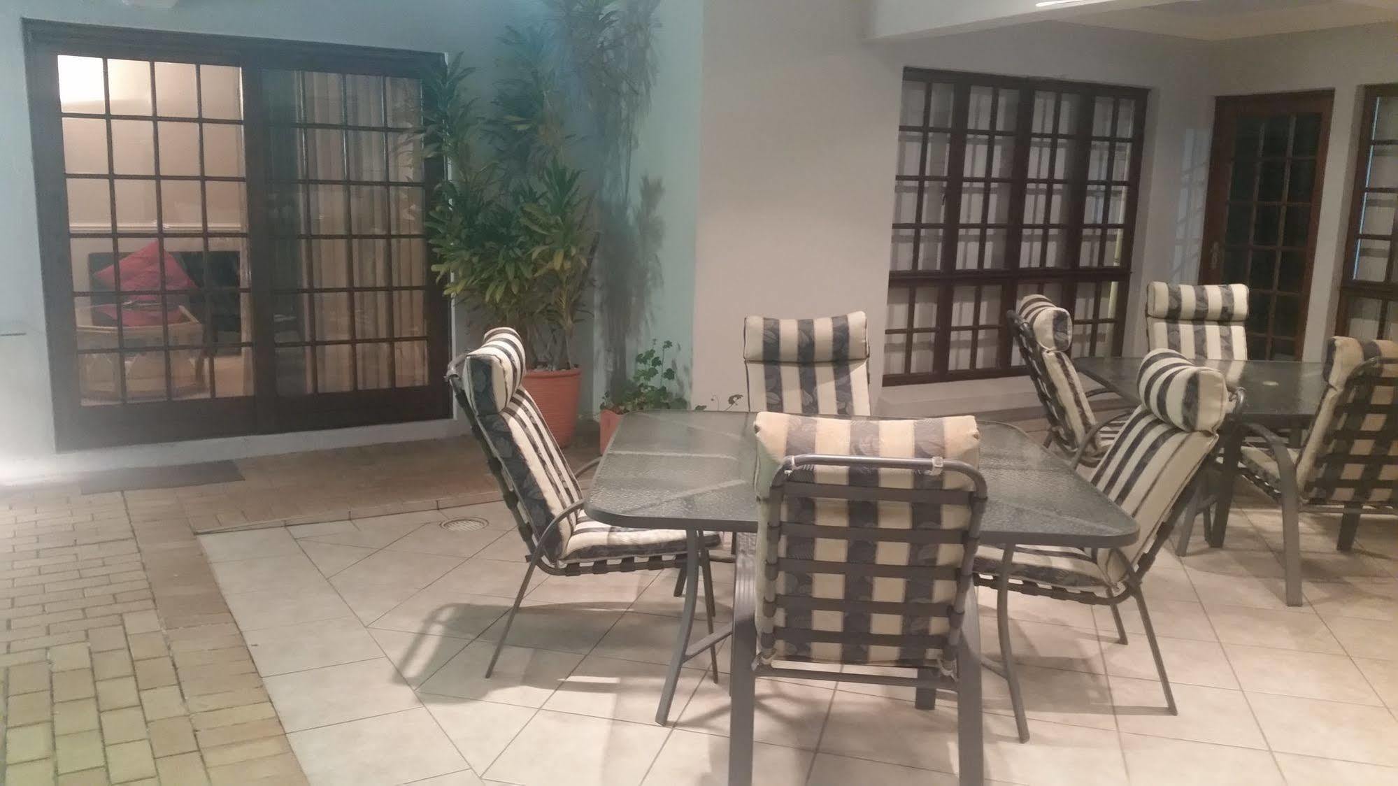 The Baobab Vila Midrand Exterior foto